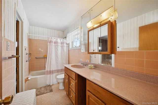 37 Ashland Drive, Kings Park, NY 11754