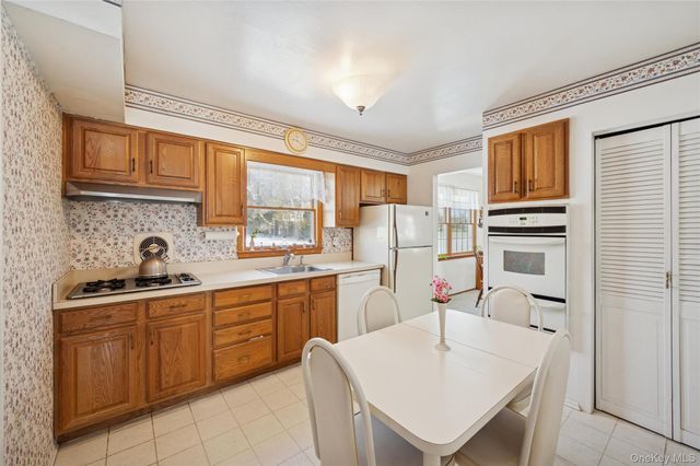 37 Ashland Drive, Kings Park, NY 11754