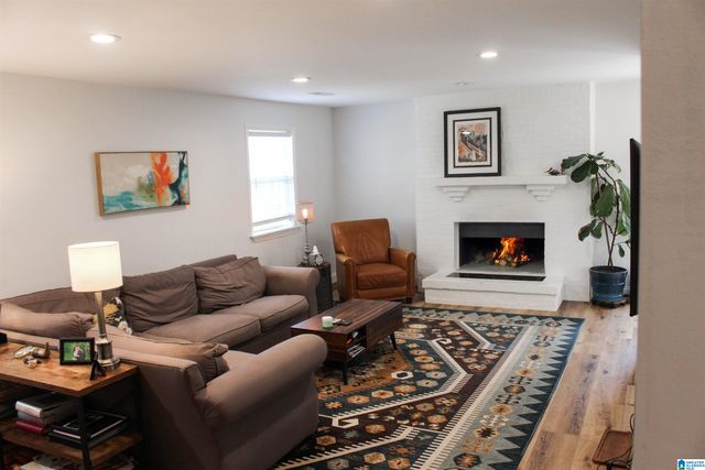 400 MERRY HILL ROAD, Sterrett, AL 35147