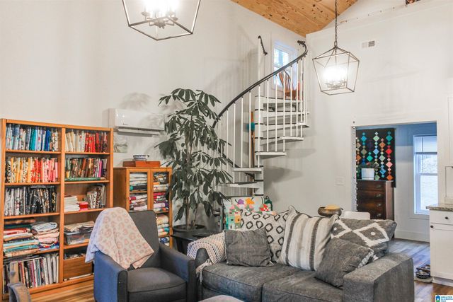 400 MERRY HILL ROAD, Sterrett, AL 35147