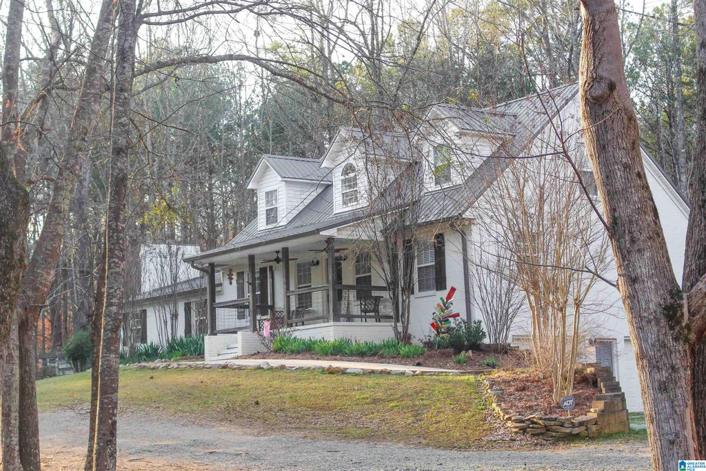 400 MERRY HILL ROAD, Sterrett, AL 35147
