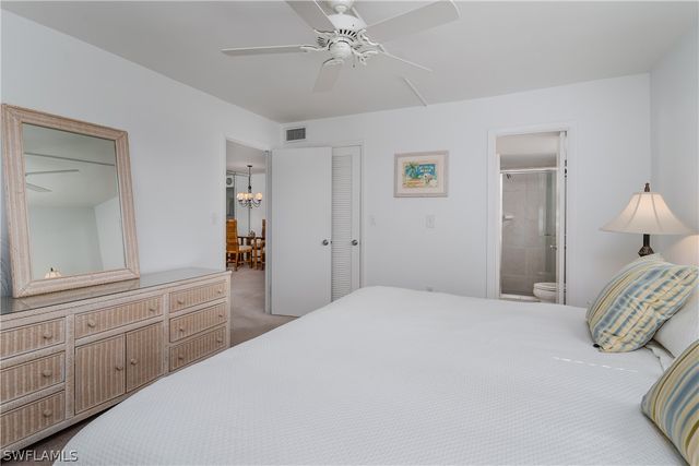 100 Forest Lakes BLVD 201, Naples, FL 34105