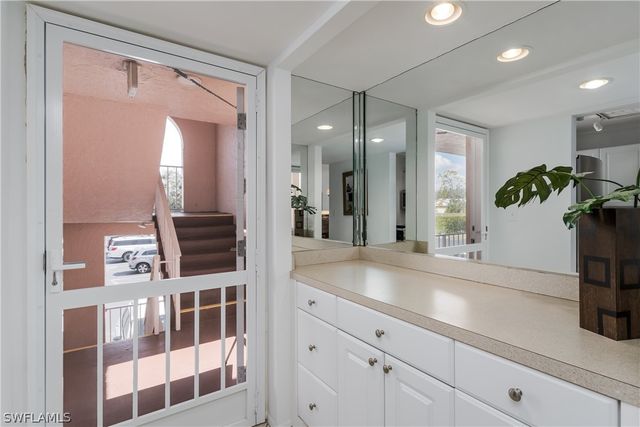 100 Forest Lakes BLVD 201, Naples, FL 34105