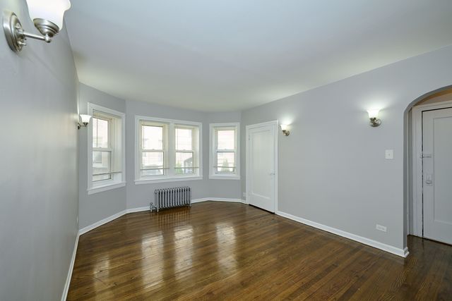6322 N Albany Avenue 1W, Chicago, IL 60659