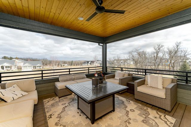5044 Riley Lane SW, Rochester, MN 55902