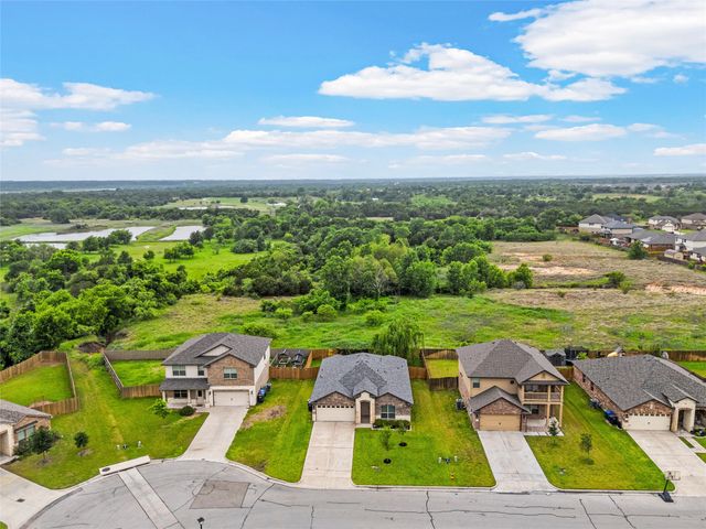 11100 Beckon Falls, Waco, TX 76708