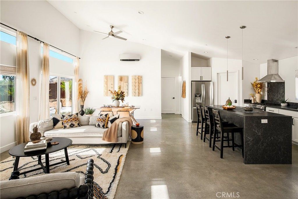 Image 15 of property listing at 6715 Torres, Joshua Tree, CA 92252