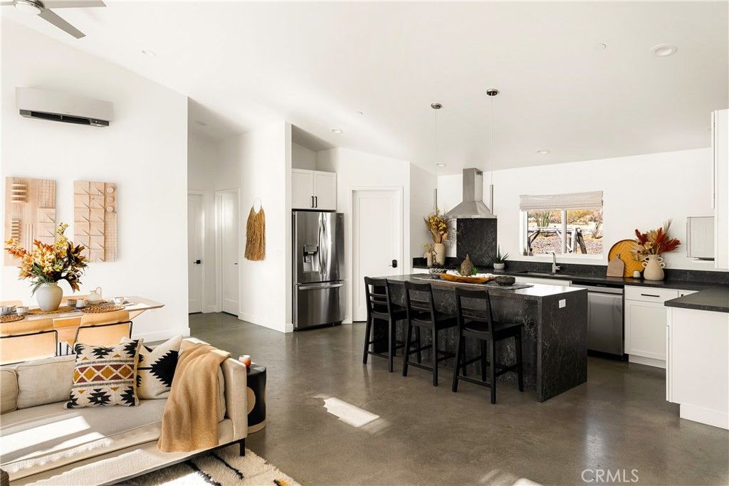 Image 18 of property listing at 6715 Torres, Joshua Tree, CA 92252