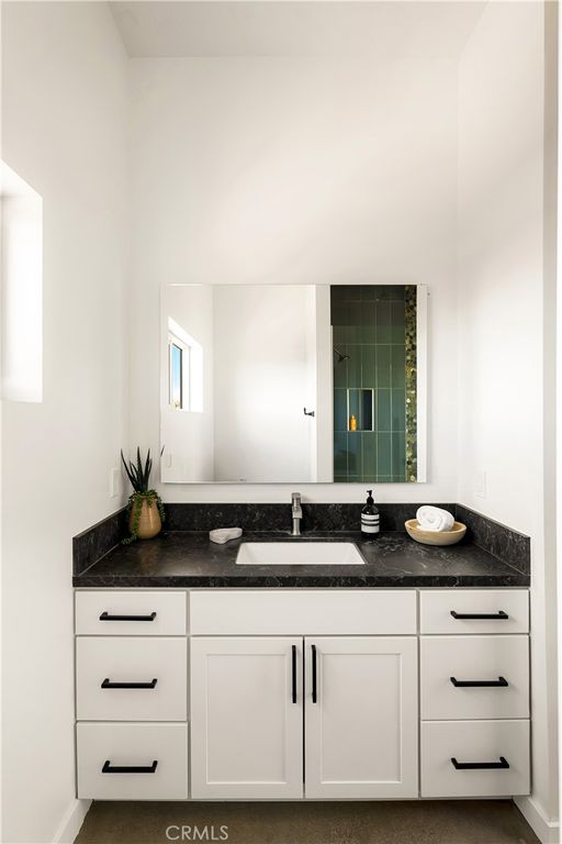 Image 24 of property listing at 6715 Torres, Joshua Tree, CA 92252