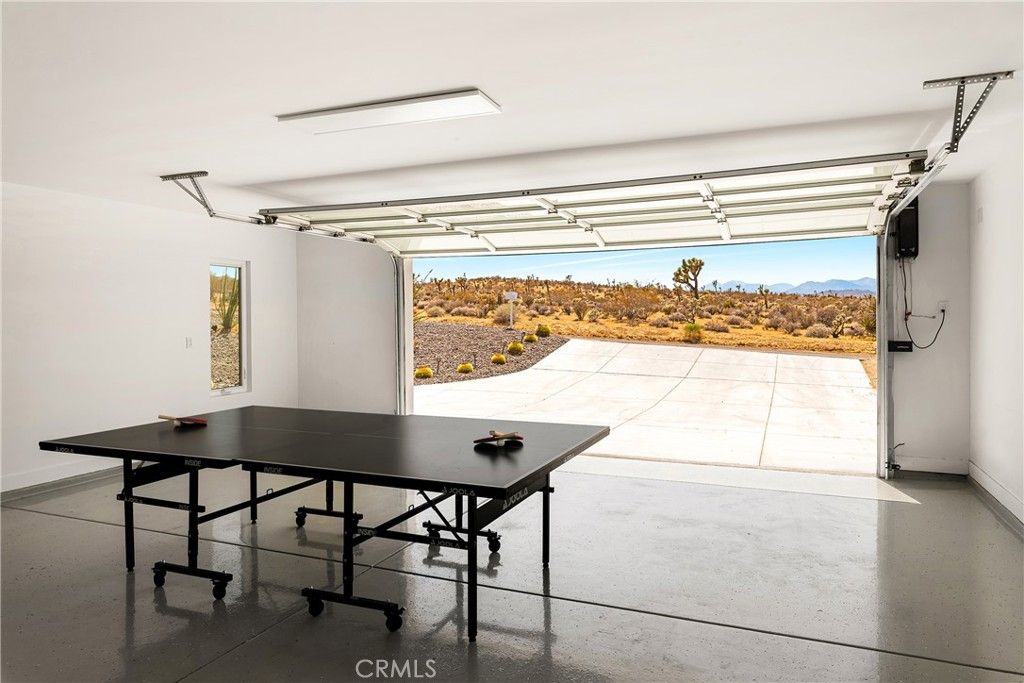 Image 39 of property listing at 6715 Torres, Joshua Tree, CA 92252