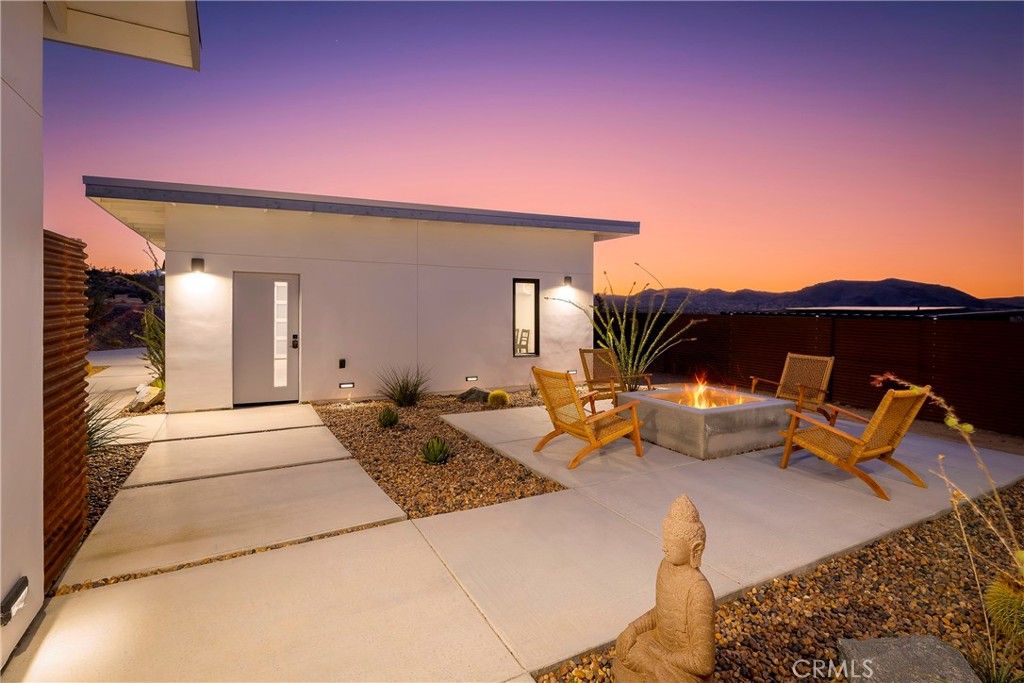Image 44 of property listing at 6715 Torres, Joshua Tree, CA 92252