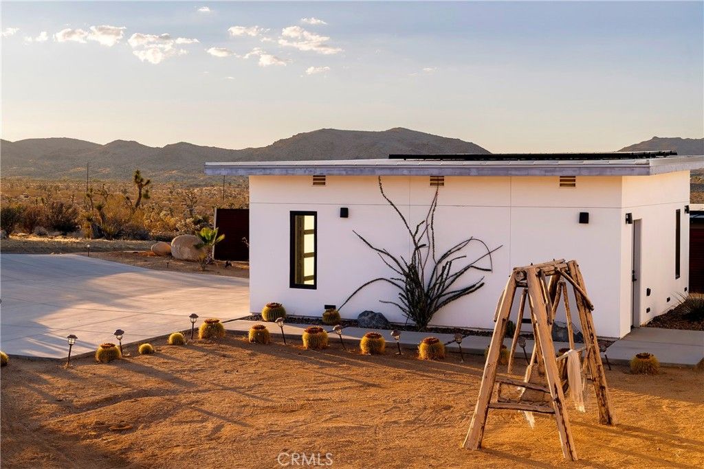 Image 50 of property listing at 6715 Torres, Joshua Tree, CA 92252