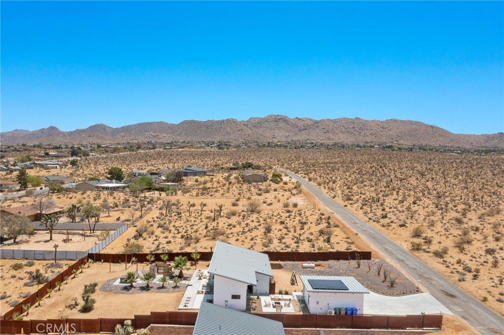 Image 54 of property listing at 6715 Torres, Joshua Tree, CA 92252