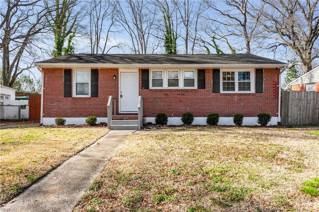 1308 Algona RD, Chesapeake, VA 23324
