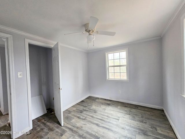 410 Devane Street, Wallace, NC 28466