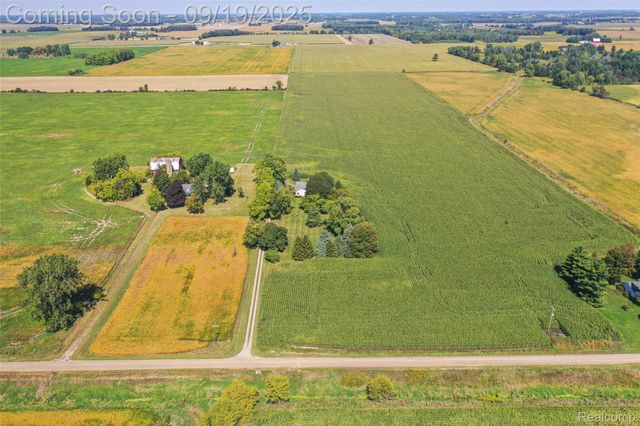 2250 Applegate Road, Marlette, MI 48453