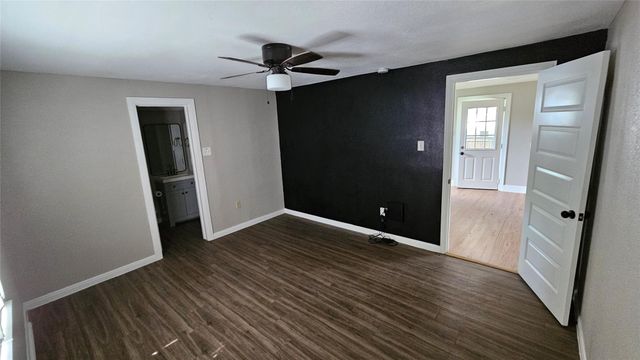 2415 Perry Street, Baytown, TX 77521