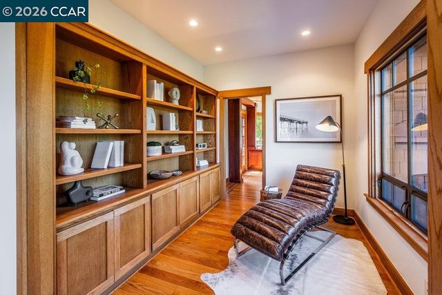 1 Scenic Lane, Lafayette, CA 94549