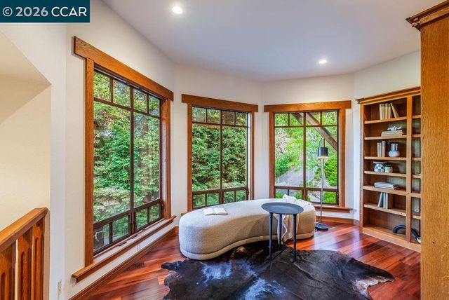 1 Scenic Lane, Lafayette, CA 94549