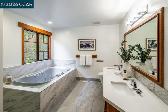 1 Scenic Lane, Lafayette, CA 94549