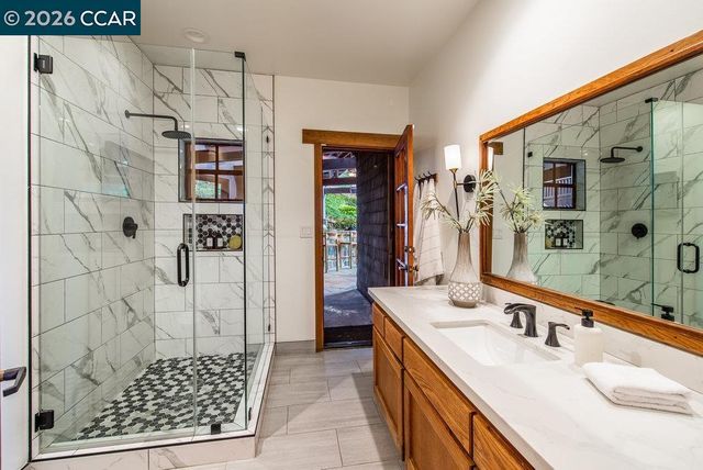 1 Scenic Lane, Lafayette, CA 94549