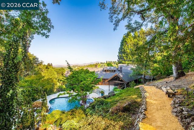 1 Scenic Lane, Lafayette, CA 94549