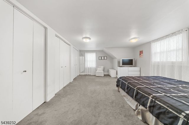 72 Robertson Ave, Hawthorne Boro, NJ 07506