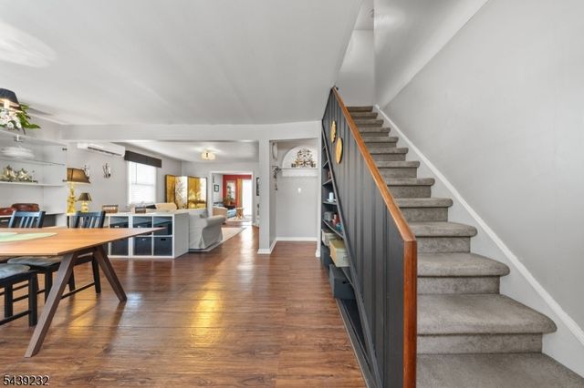 72 Robertson Ave, Hawthorne Boro, NJ 07506