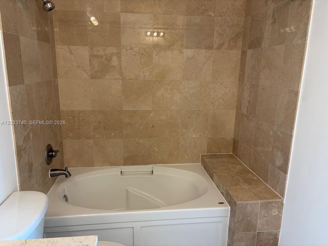 2100 Van Buren St 322, Hollywood, FL 33020