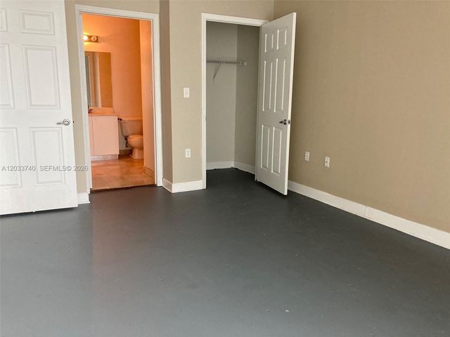 2100 Van Buren St 322, Hollywood, FL 33020
