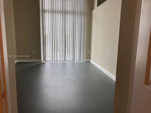 2100 Van Buren St 322, Hollywood, FL 33020