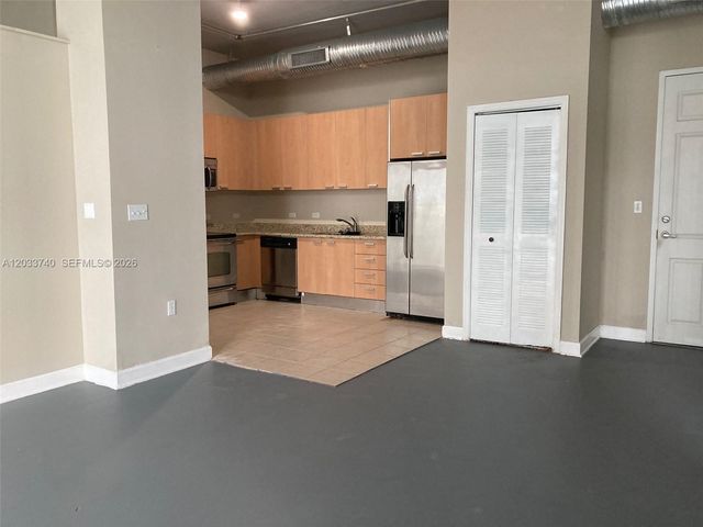 2100 Van Buren St 322, Hollywood, FL 33020