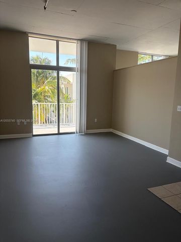 2100 Van Buren St 322, Hollywood, FL 33020
