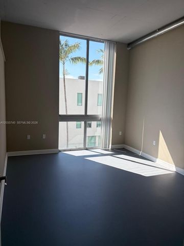 2100 Van Buren St 322, Hollywood, FL 33020