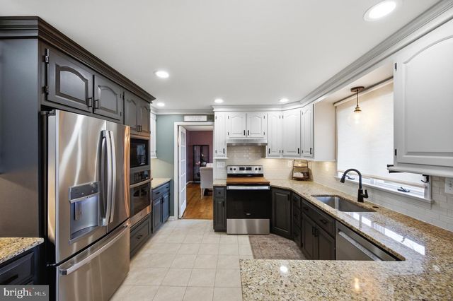 8450 PALMER RD, Middletown, MD 21769