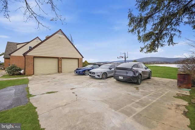 8450 PALMER RD, Middletown, MD 21769