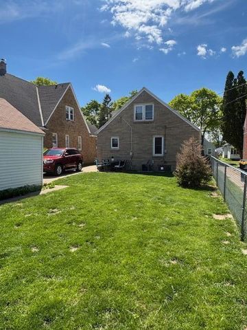 206 N 77th STREET, Milwaukee, WI 53213