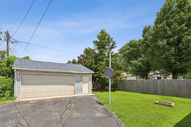 815 Oneida Street, Joliet, IL 60435