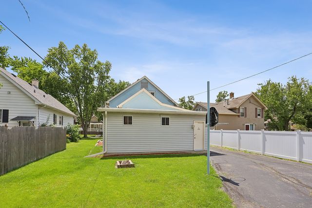 815 Oneida Street, Joliet, IL 60435
