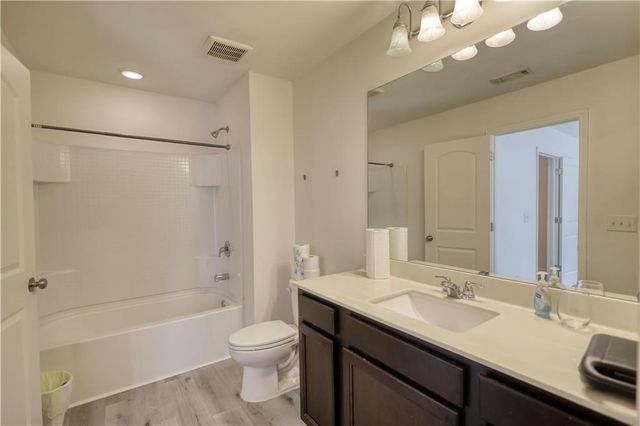 1821 Millstream Hollow, Conyers, GA 30012