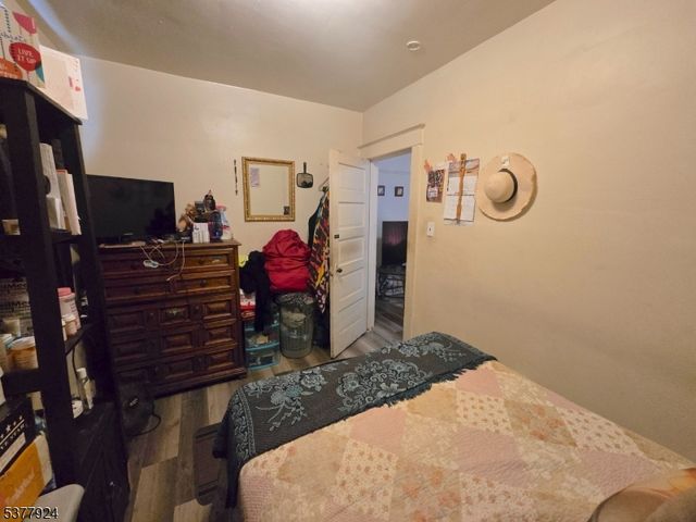 34 Home St, Franklin Twp., NJ 08873