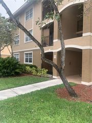 131 SW 117th Avenue 8304, Pembroke Pines, FL 33025
