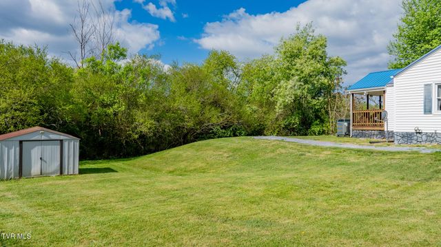 2044 Siam Road, Elizabethton, TN 37643