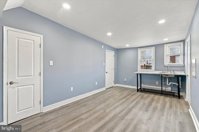 524 S 69TH ST, Upper Darby, PA 19082