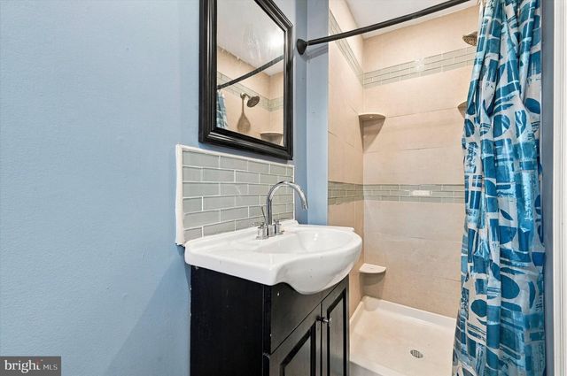 524 S 69TH ST, Upper Darby, PA 19082