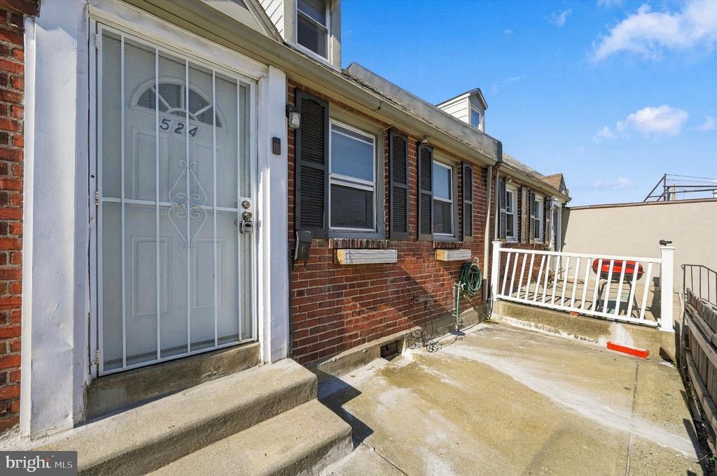 524 S 69TH ST, UPPER DARBY, PA 19082 — photo 2