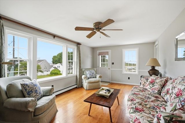 23 Morton Pl, Scituate, MA 02066