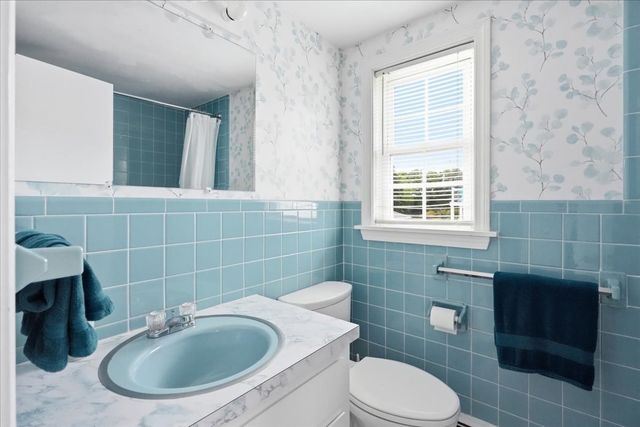 23 Morton Pl, Scituate, MA 02066