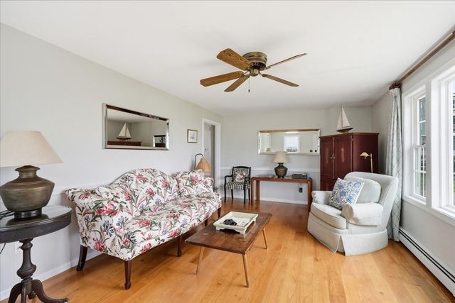 23 Morton Pl, Scituate, MA 02066