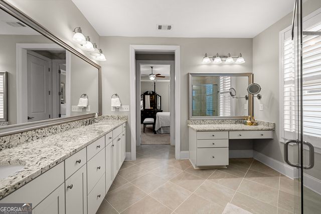 519 Cottonwood Circle, Peachtree City, GA 30269